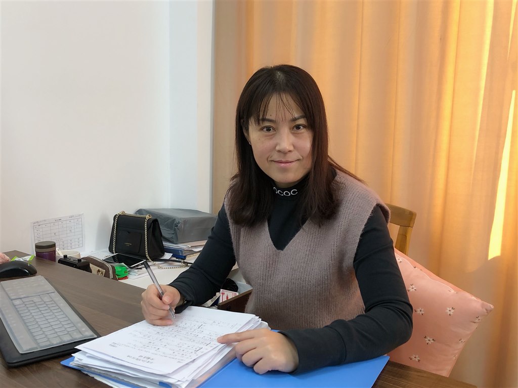 张又文  区骨干 教育格言：用爱心、耐心、诚心去启迪孩子纯洁的童心.jpg