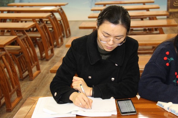 新教师交流学习活动 (17).JPG