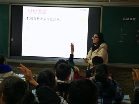 王洁1.jpg