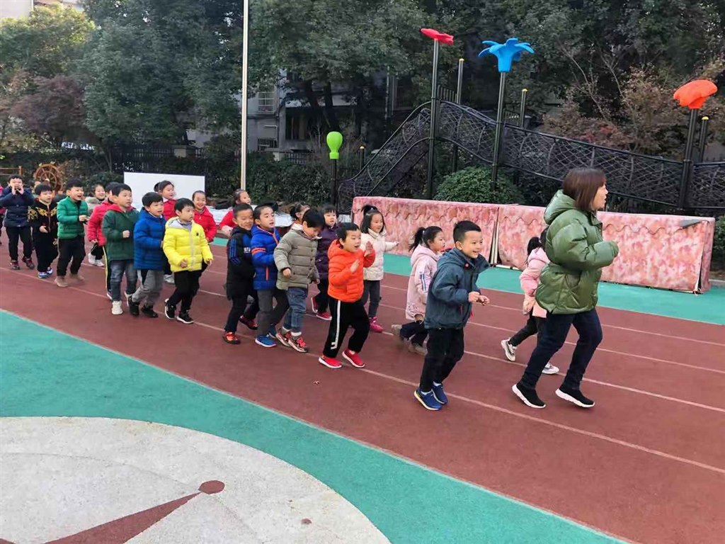 晨跑1.jpg