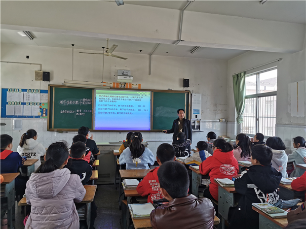 吴新华.jpg