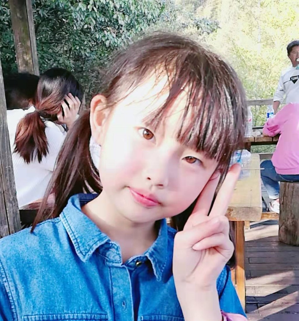 袁洁1.jpg