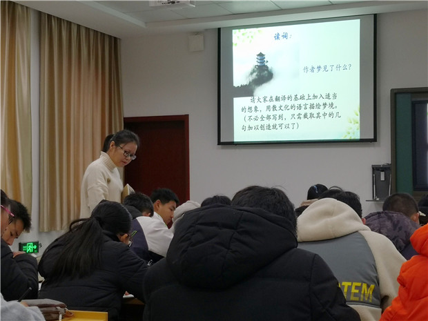 1张洁.jpg