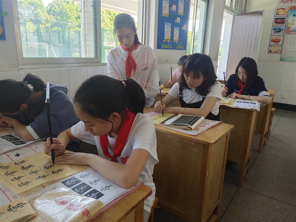 书法社团2019第二学期IMG_20190524_142827.jpg