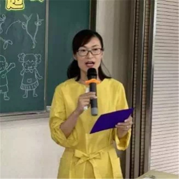 黄桂华.jpg