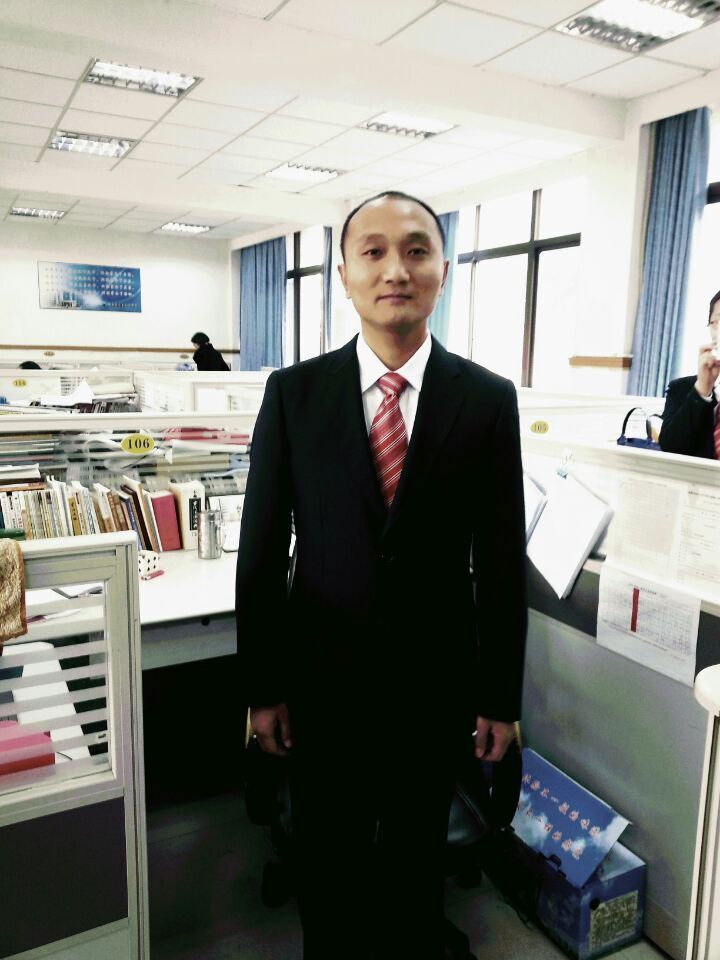 姚冬青相片2.jpg