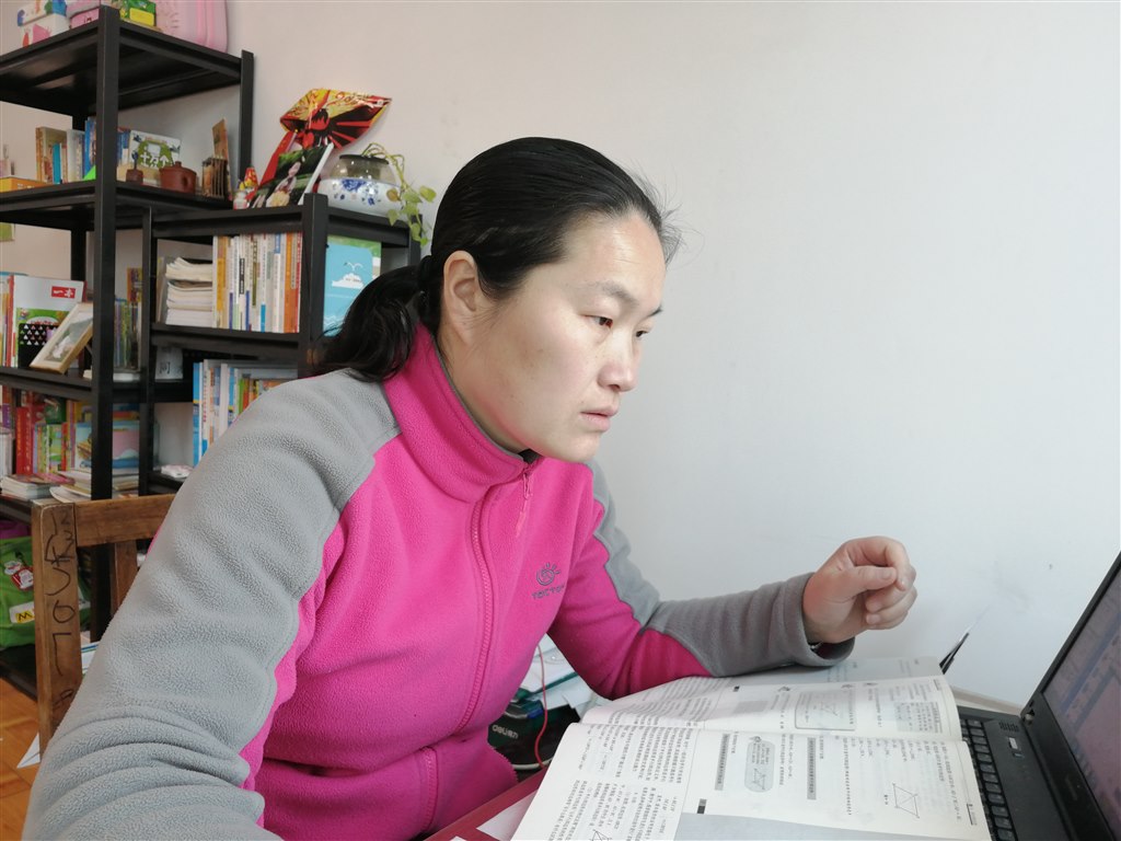 朱湘华.jpg