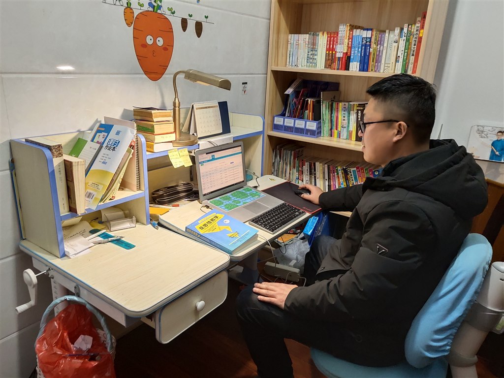 王晓波.jpg