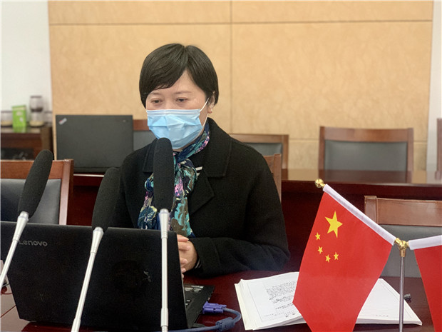 丁校长主持.JPG