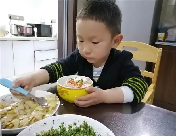 2020.4.23 龙幼：最美人间四月天 正是读书好时节4.jpg