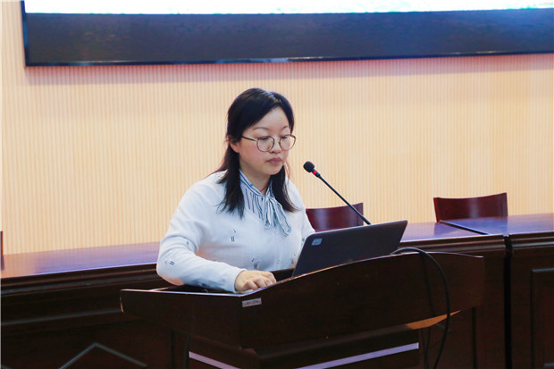 万晓媛.jpg