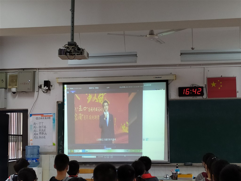 1.jpg 1.jpg