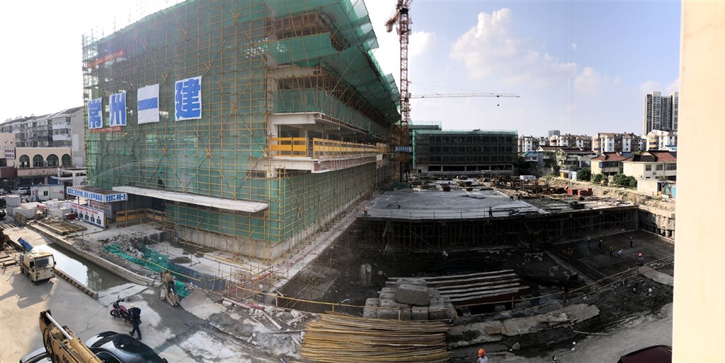 1综合科技楼、教学行政楼南侧视角全景.jpg