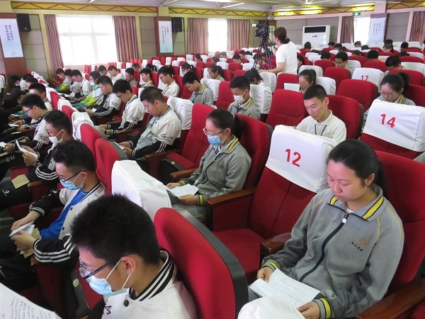 读信.JPG