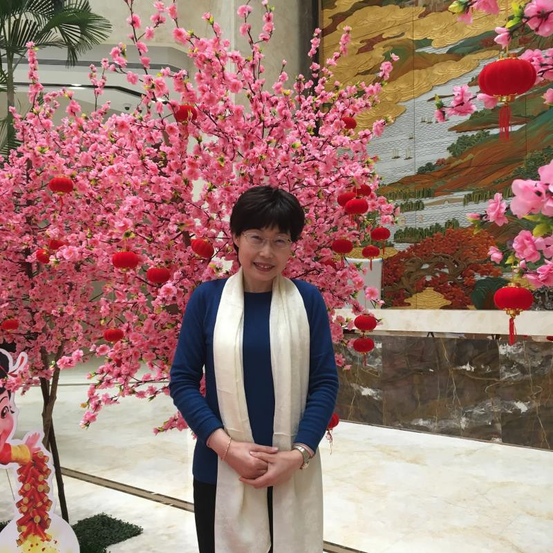 80届高中校友邓洪萍.jpg