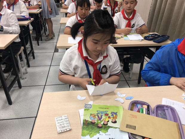 照片4a3f6f265391e13a.jpg