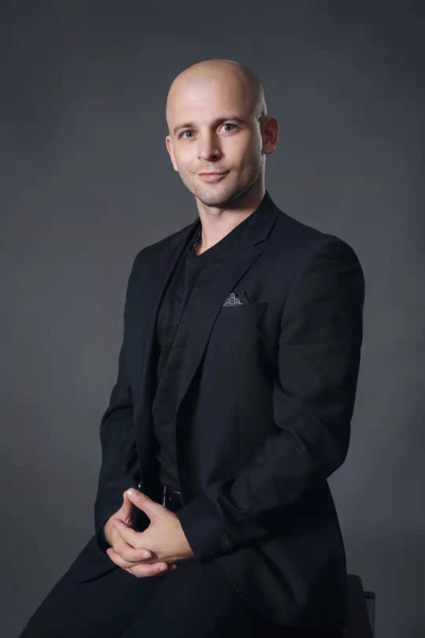 Comron Mohammed Fallahian.jpg