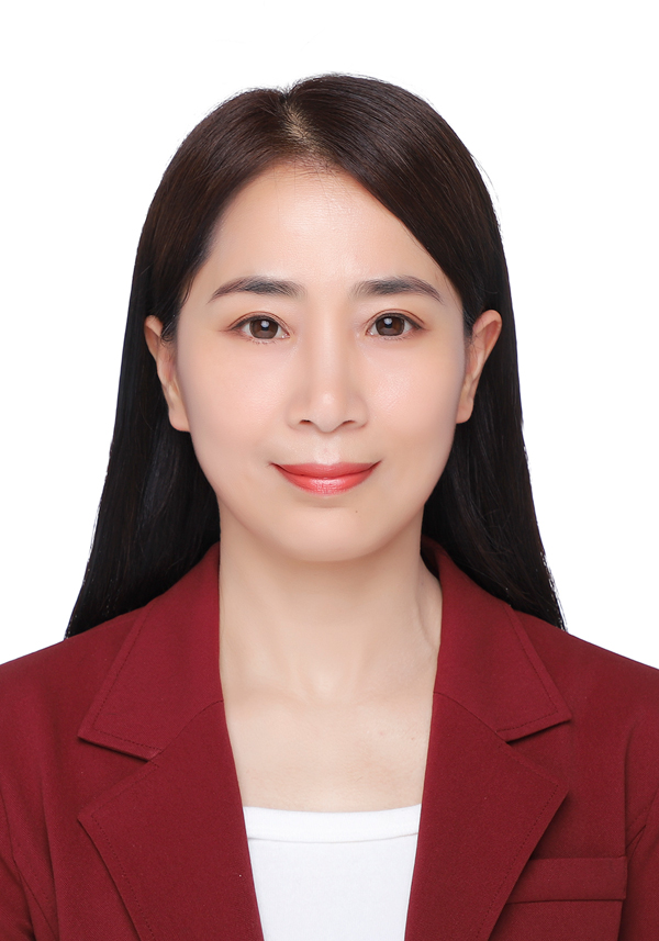 李云亚证件照.jpg