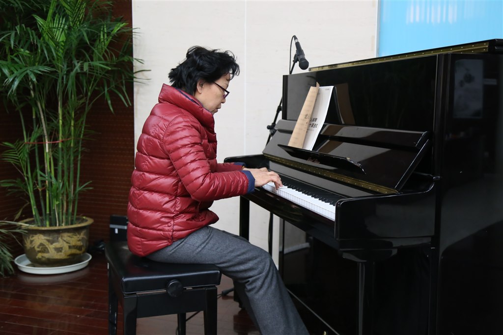 9.开明钢琴演奏《斯卡布罗集市》.JPG