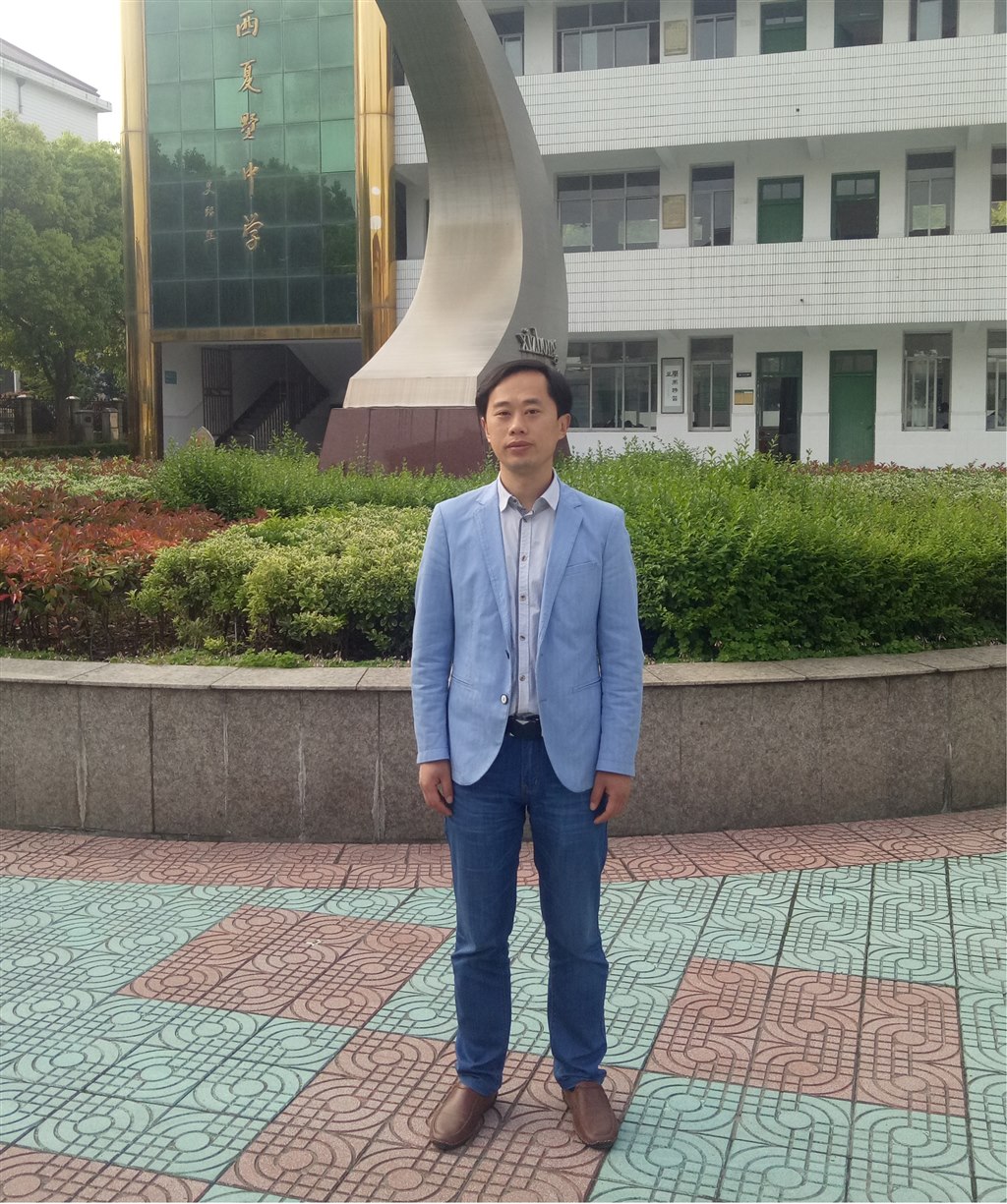 潘志强.jpg