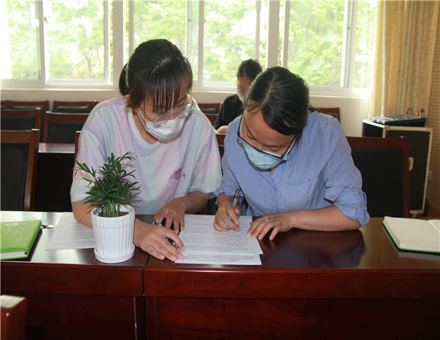 2020.5.28 龙幼教师成长之十八：携手同行，共寻宣传最美方向4.jpg