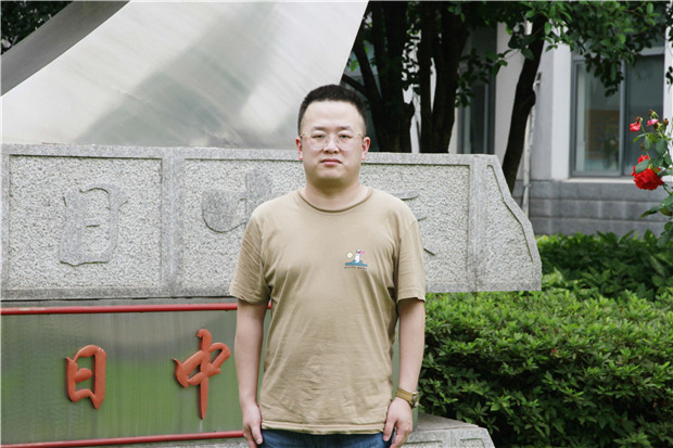 谢斌.JPG