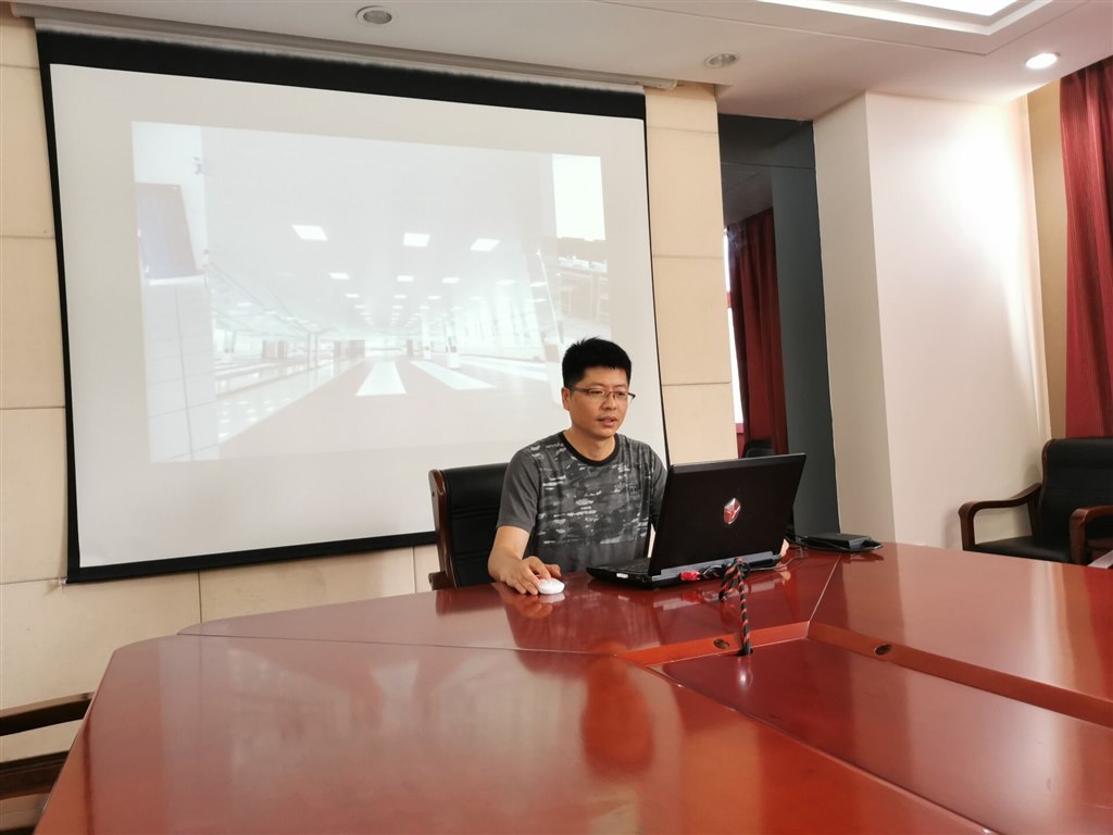 钱峰杰学校场馆介绍.jpg