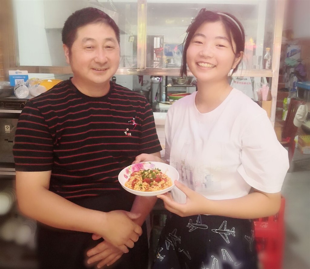 七6班 李培培1.jpg