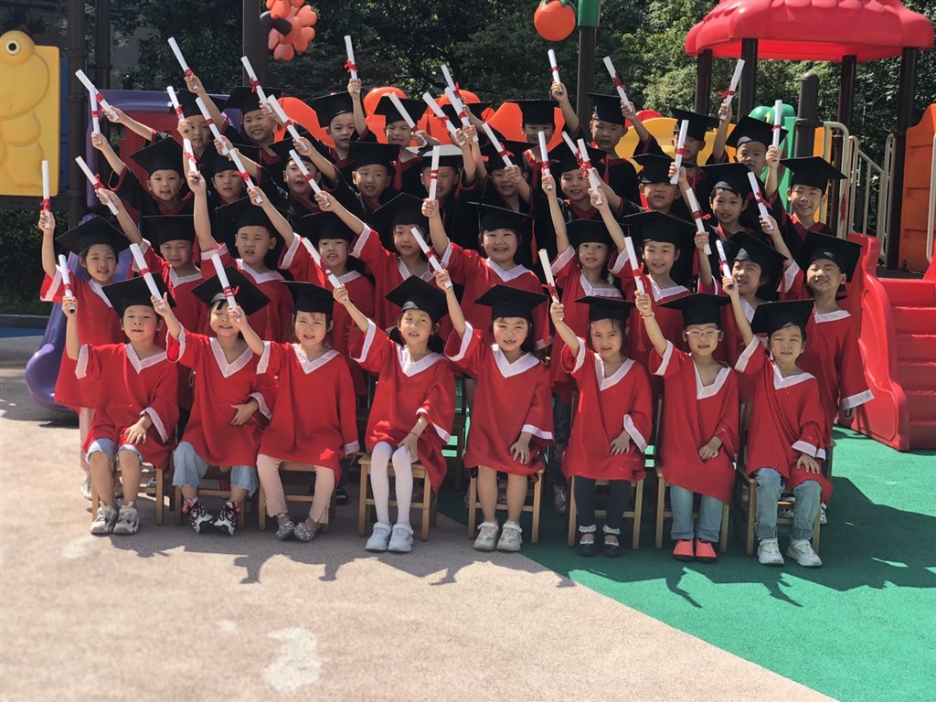 毕业照2.jpg