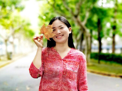 顾菠.jpg