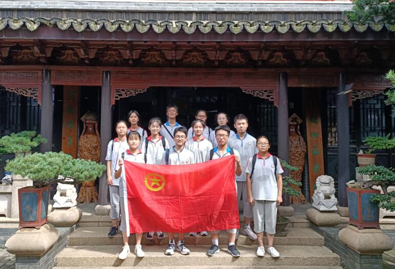 合影3.jpg