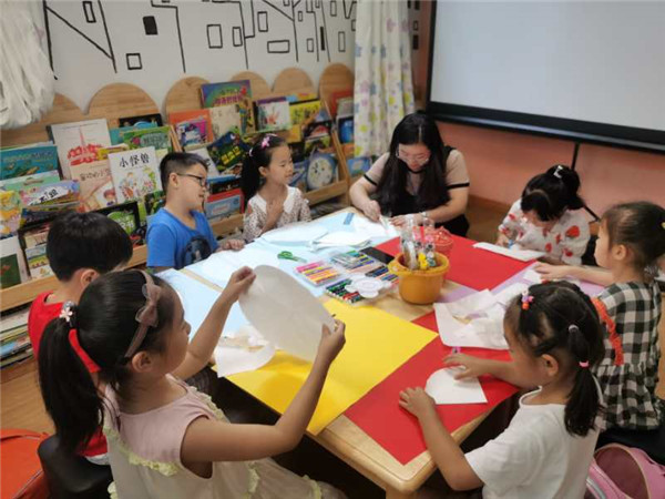 洛小志愿者教师参加镇夏令营结业仪式 (14).jpg