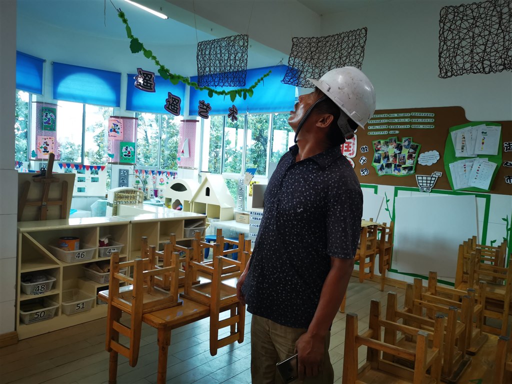 检查设施设备.jpg 检查设施设备.jpg
