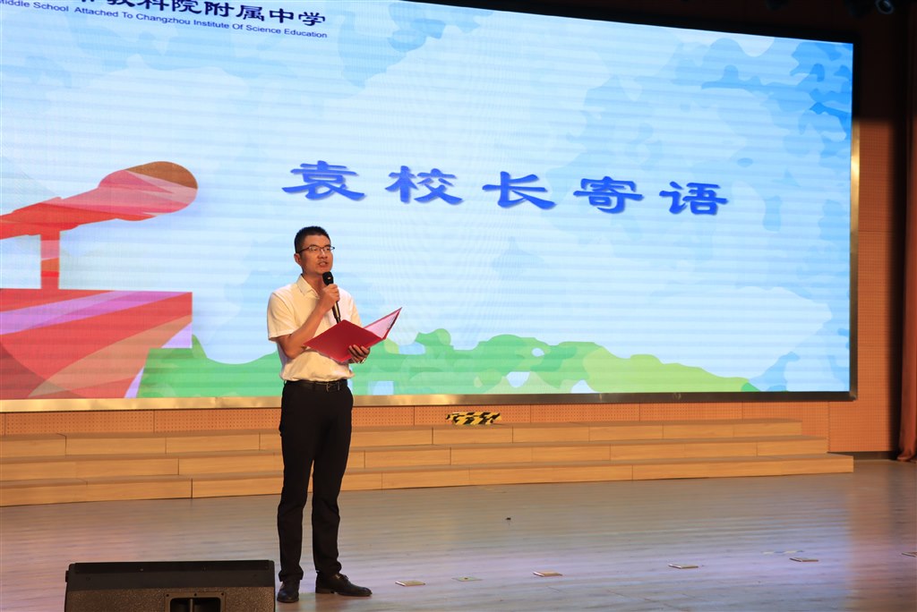 1ed1901ff7d398f5c0578b481e7c63a.jpg