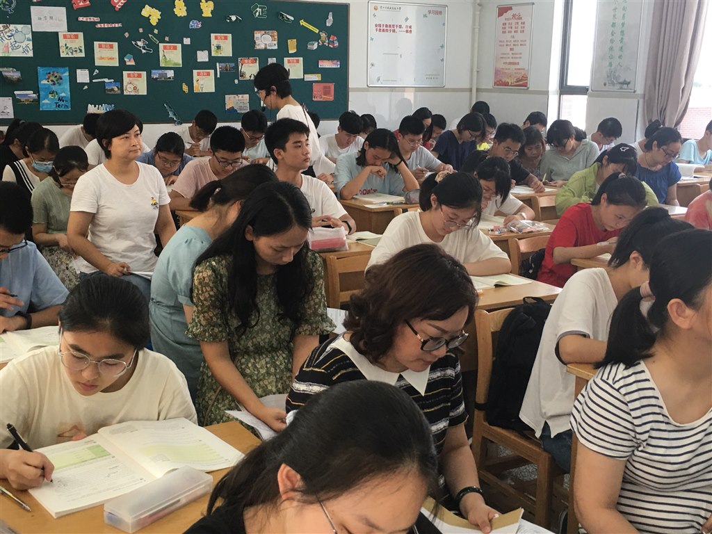 左2.JPG