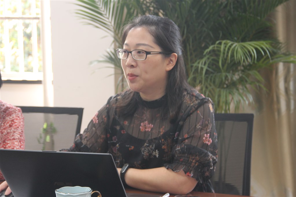 2.徐文娟.JPG 2.徐文娟.JPG