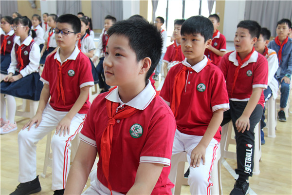 洛小举行心连心优秀学生奖学金颁奖会 (11).jpg