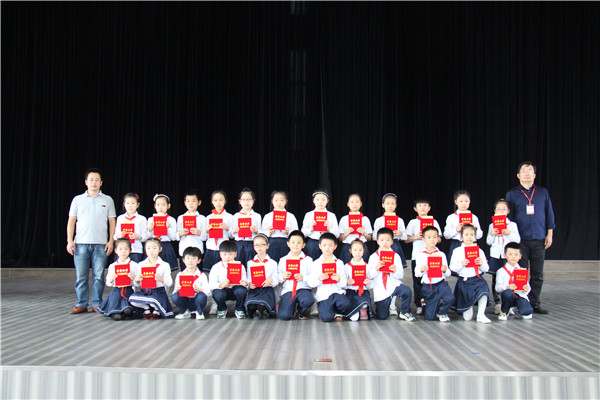 洛小举行心连心优秀学生奖学金颁奖会 (20).jpg