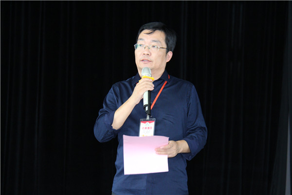 洛小举行心连心优秀学生奖学金颁奖会 (16).jpg