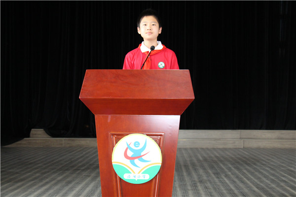 洛小举行心连心优秀学生奖学金颁奖会 (26).jpg