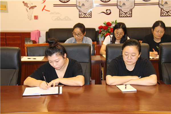 洛小宣传工作暨网站内容保障会议 (18).jpg