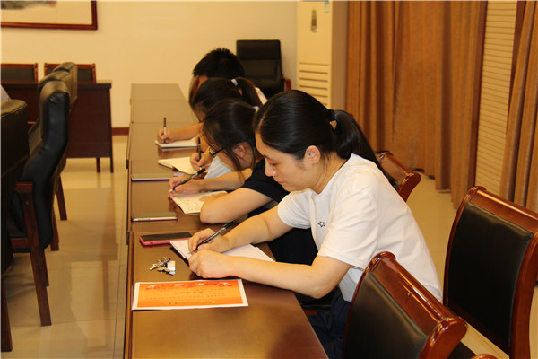 洛小宣传工作暨网站内容保障会议 (14).jpg