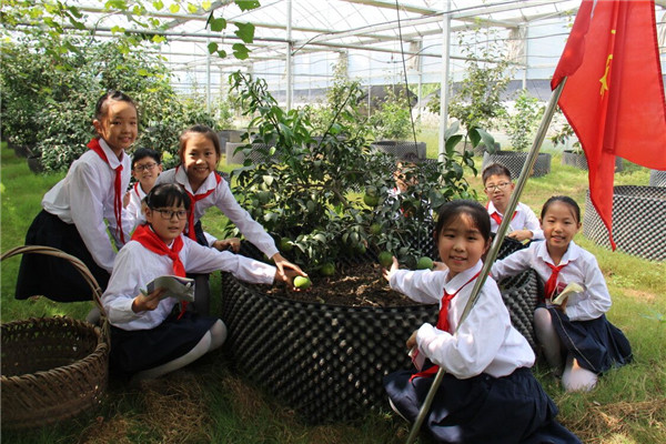 洛小日新娃开展小康寻“宝”寻访活动 (8).jpg