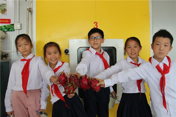 洛小日新娃开展小康寻“宝”寻访活动 (7).jpg