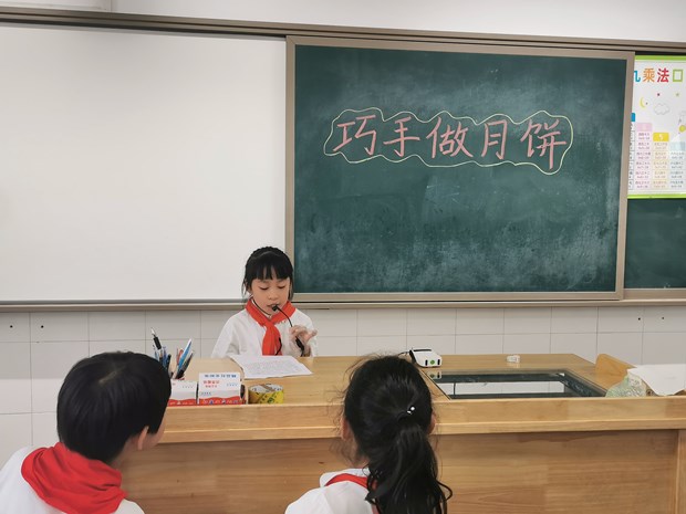 三、介绍_副本.jpg