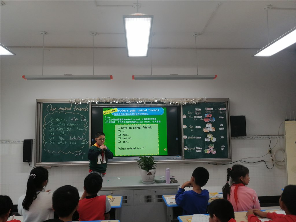 多校研讨教学硕果，齐心搭建自然课堂 (4).jpg