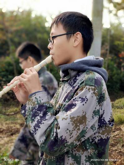 军训途中1 (复制).jpg
