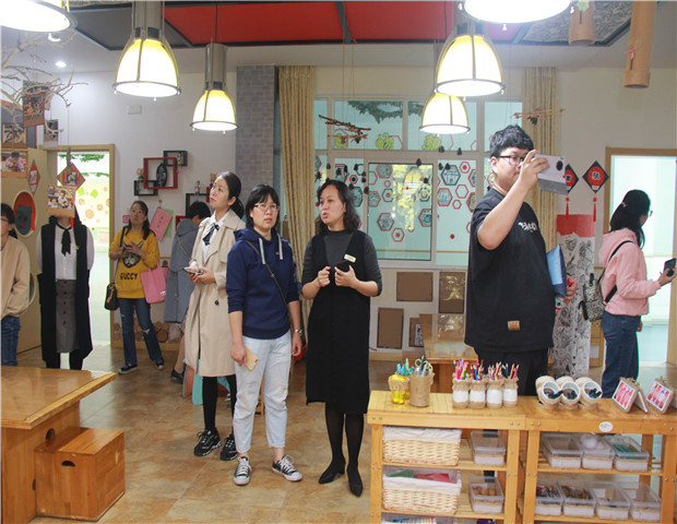 2020.10.23 龙幼集团聚能环之二：不负秋色逐梦行5.jpg