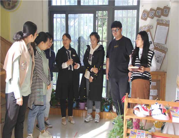 2020.10.23 龙幼集团聚能环之二：不负秋色逐梦行4.jpg