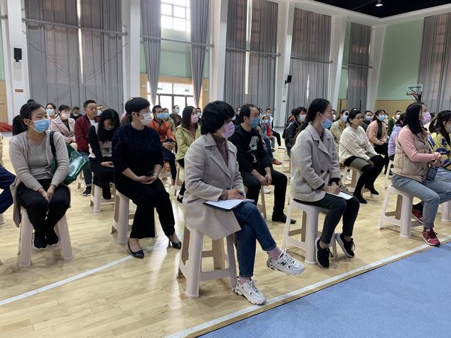 洛小慧心父母成长计划第三次家庭教育公益活动 (3).jpg